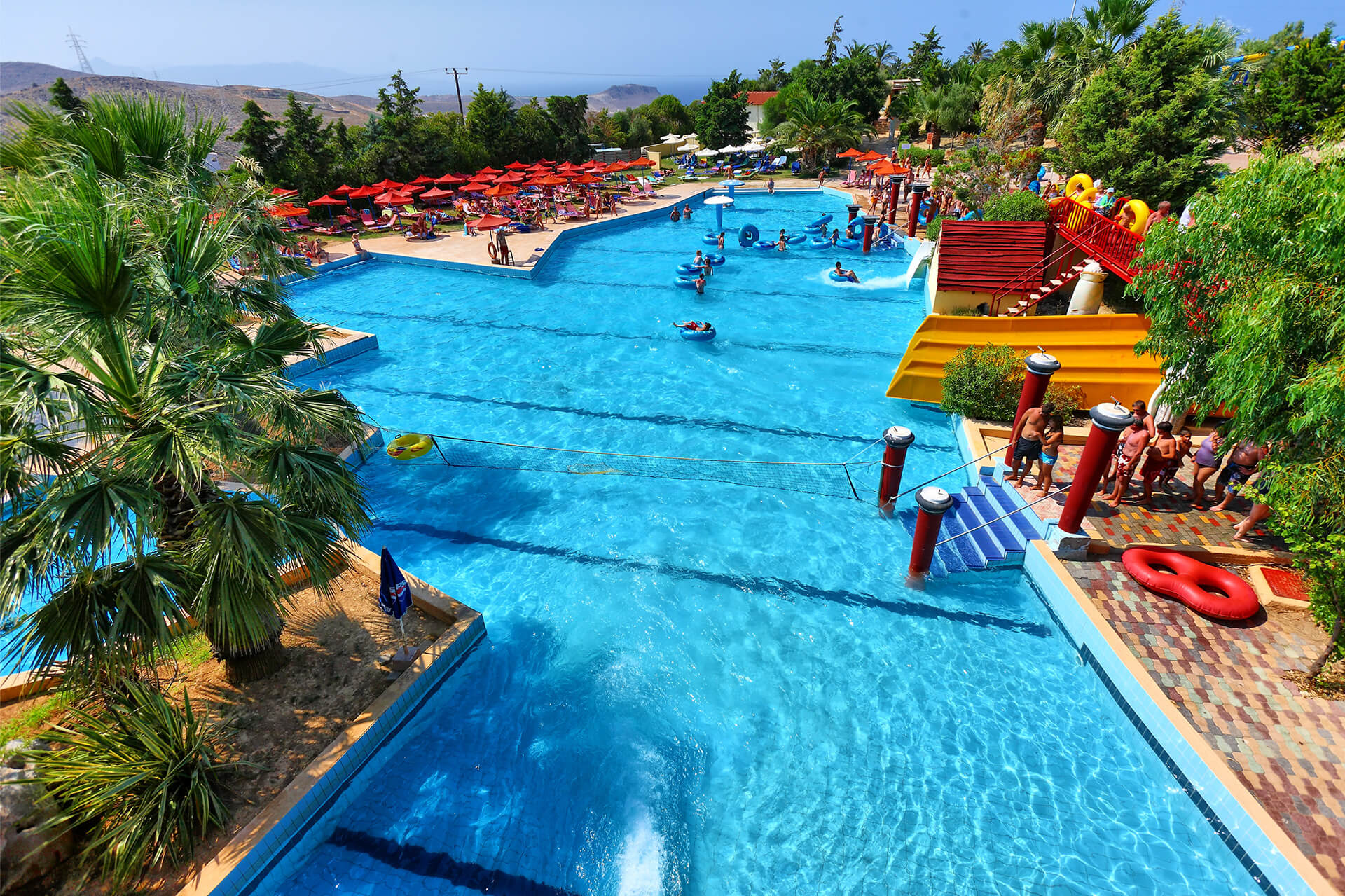 Giant Park Pool