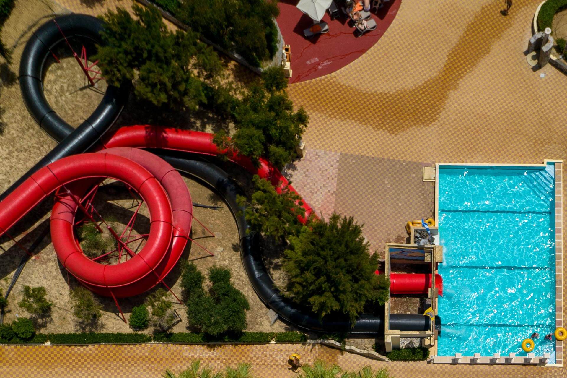 Black & Red Tube